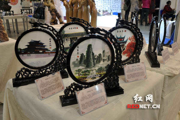 民間瑰寶閃耀星城，第五屆湖南省工藝美術(shù)品博覽會(huì)收藏?zé)岢庇縿?dòng)